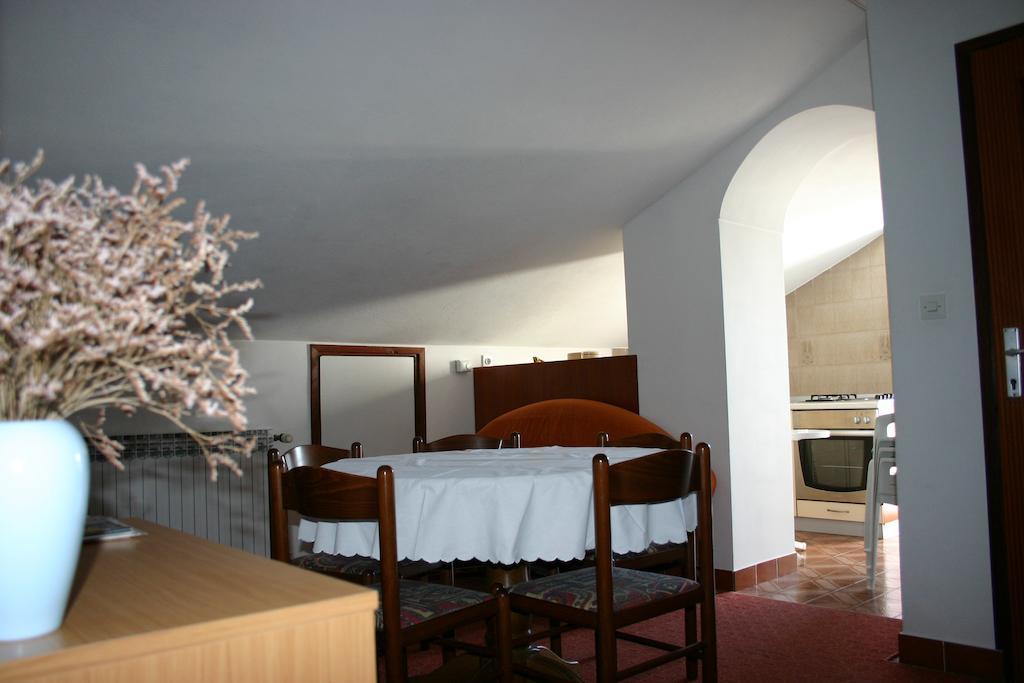 Apartments Grzunov Zadar Room photo
